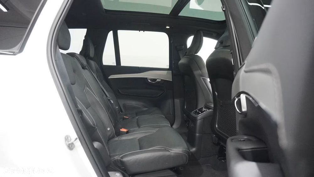 Volvo XC 90 T8 AWD Recharge Plus Dark - 17