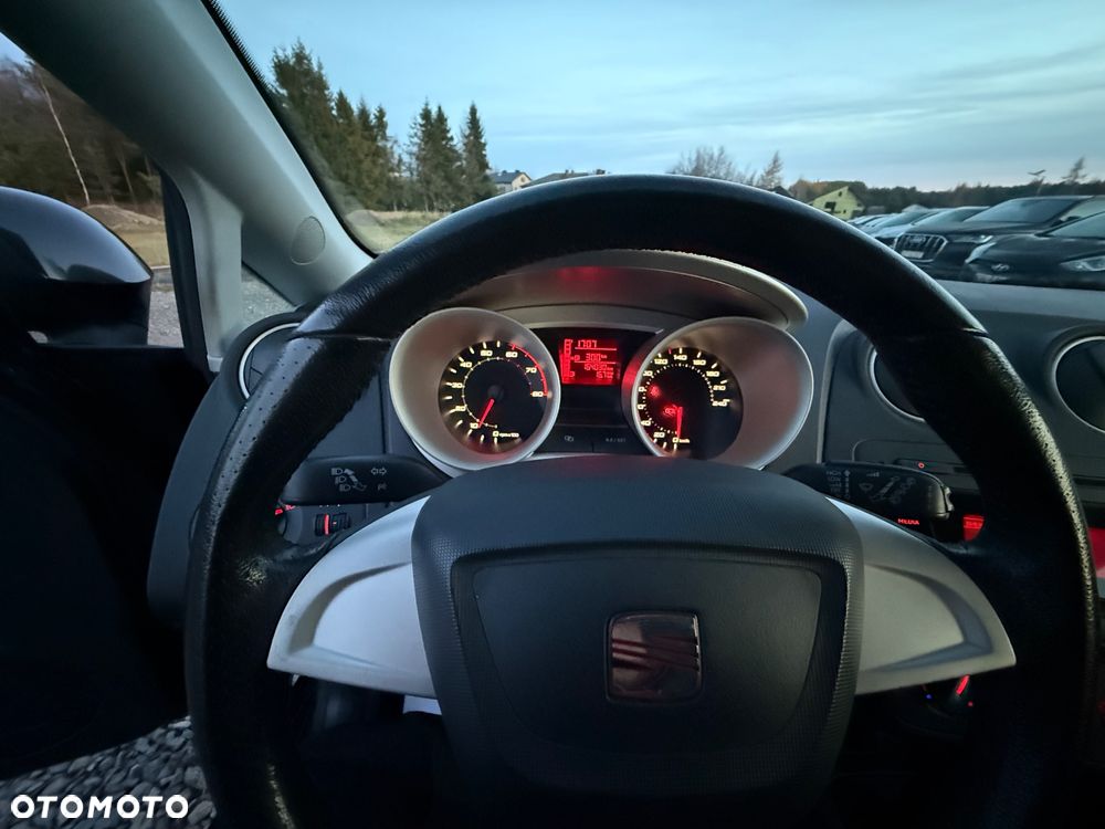 Seat Ibiza SC 1.4 16V Sport - 16