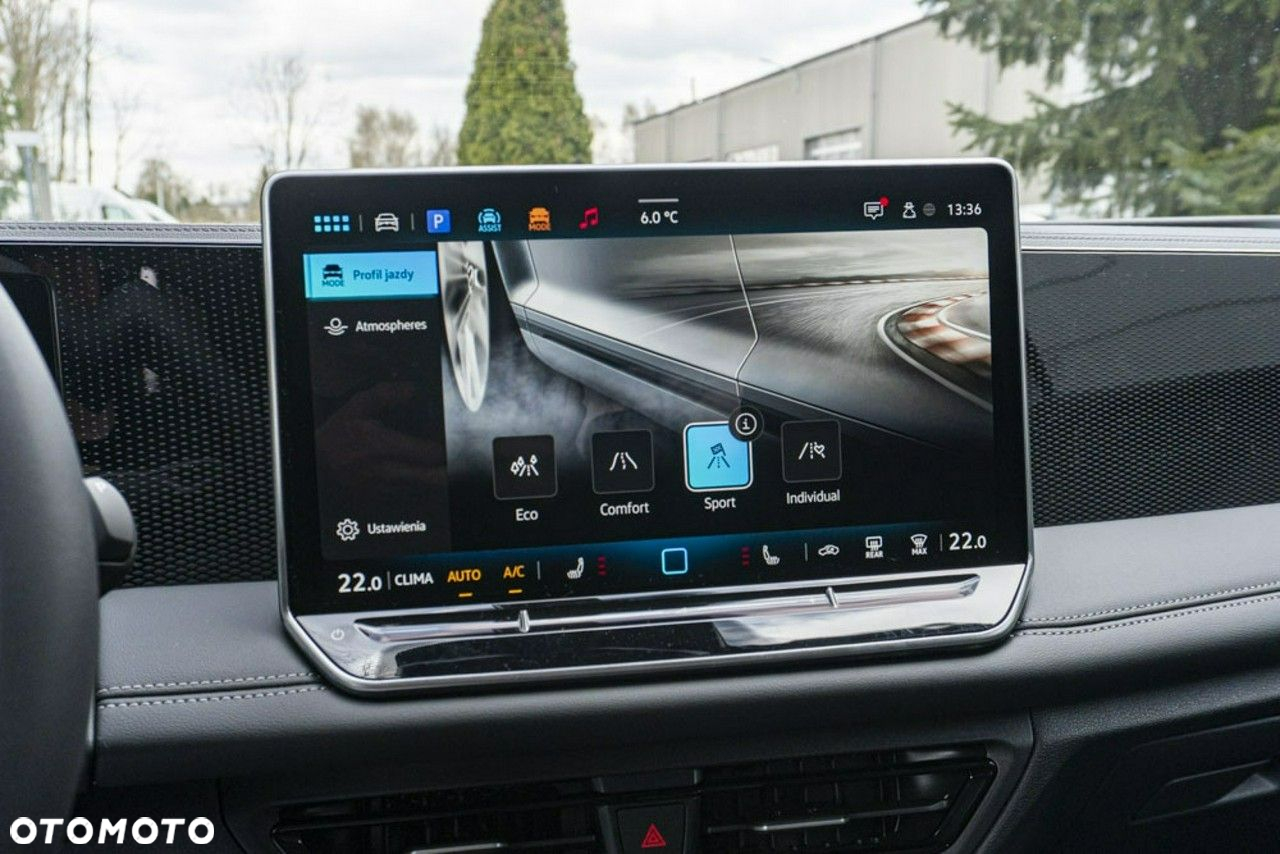 Volkswagen Tiguan - 27
