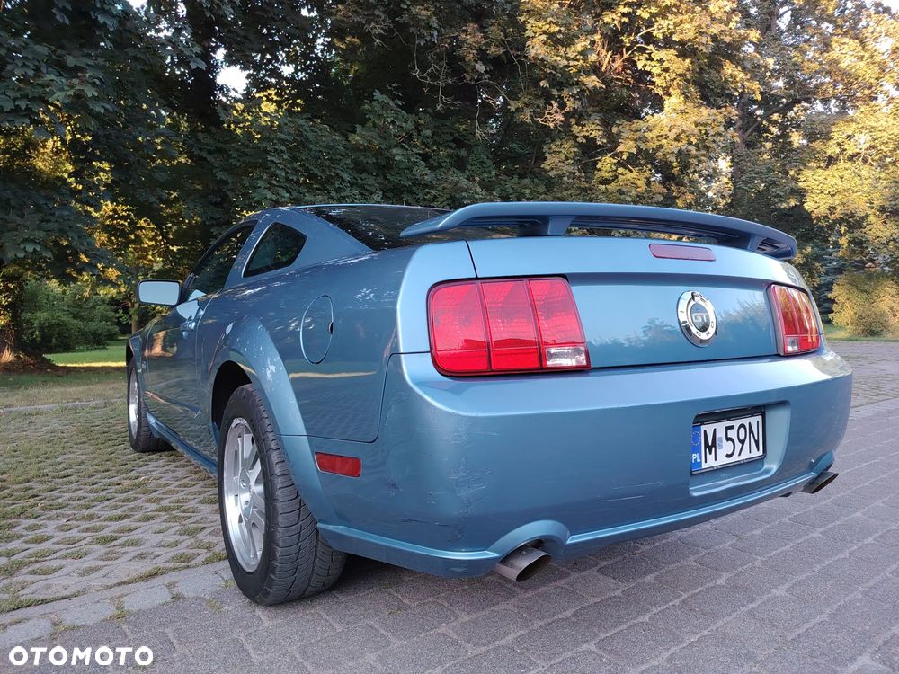 Ford Mustang - 8