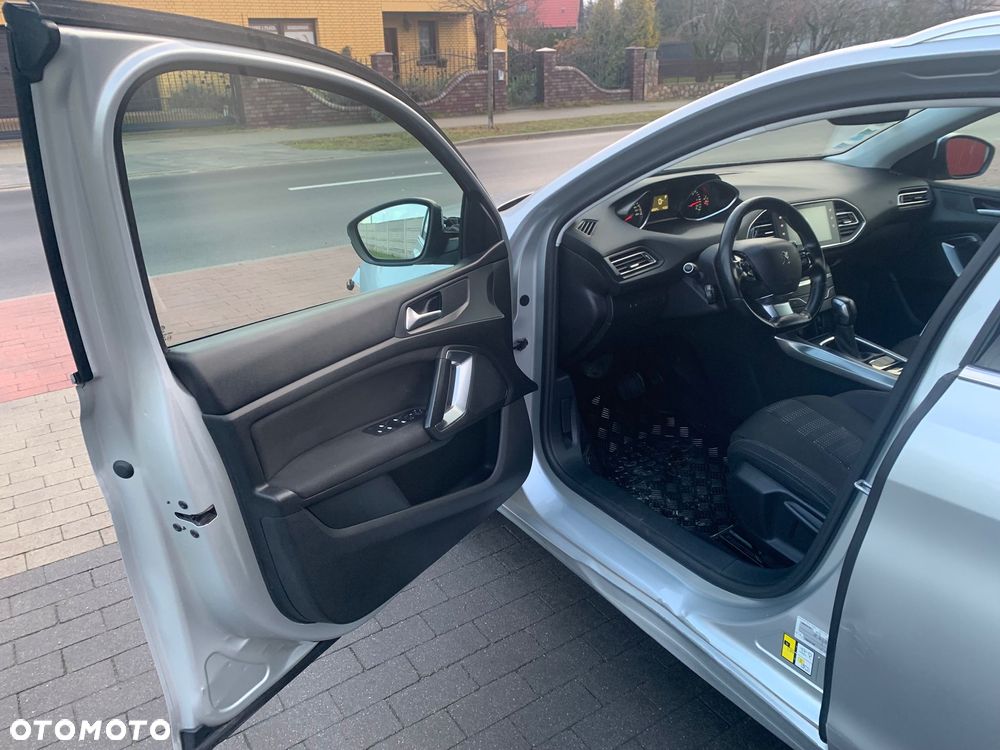 Peugeot 308 BlueHDi 120 EAT6 Stop & Start Business-Line - 12