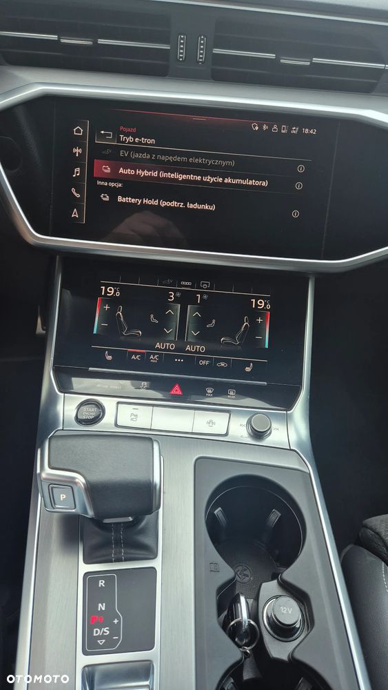 Audi A6 Avant 55 TFSI e quattro S tronic sport - 33