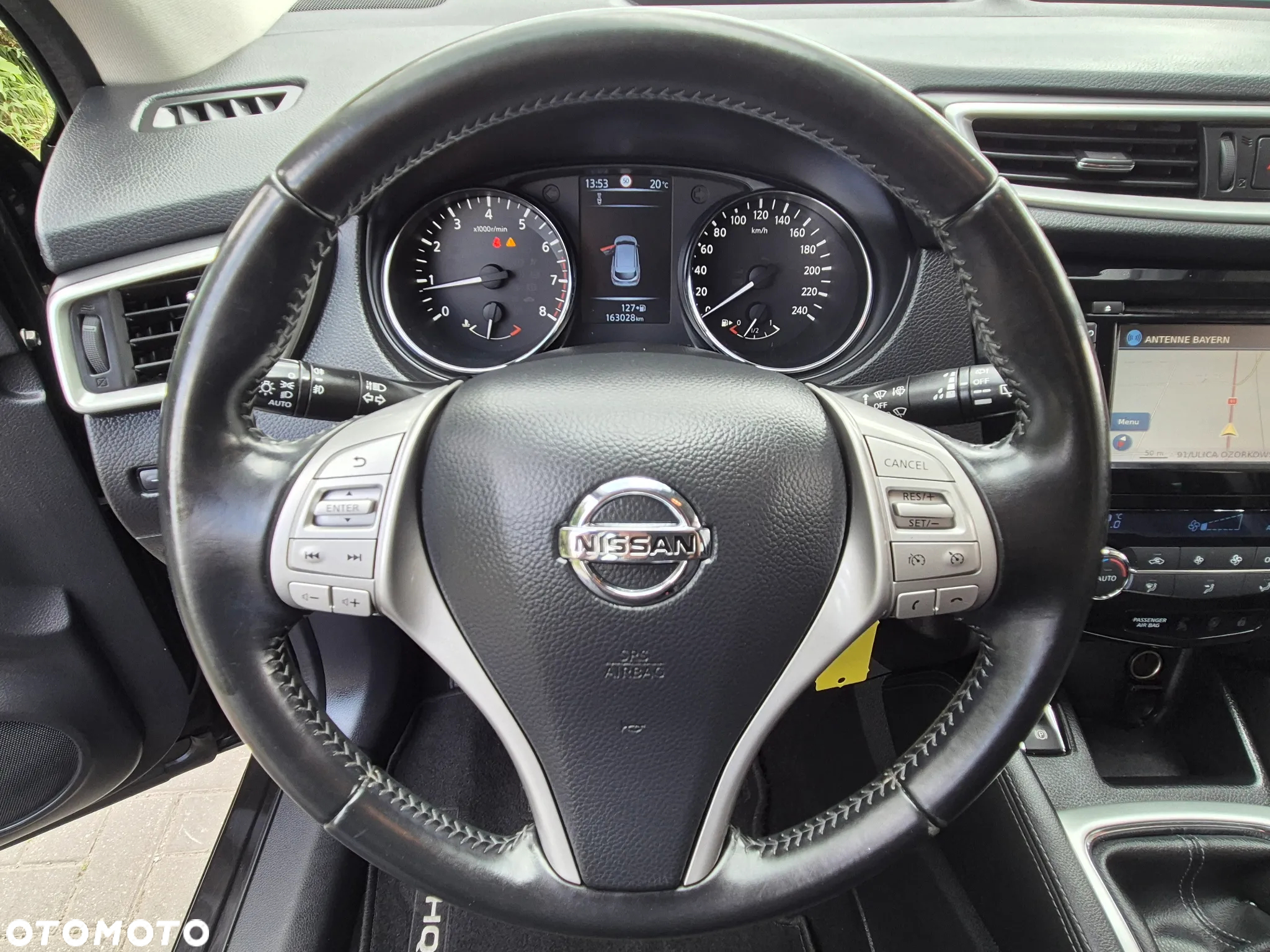 Nissan Qashqai 1.2 DIG-T N-Vision - 35