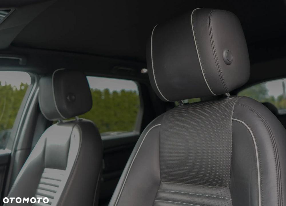 Land Rover Discovery Sport 2.0 Si4 HSE - 14