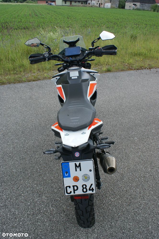 KTM Adventure - 10