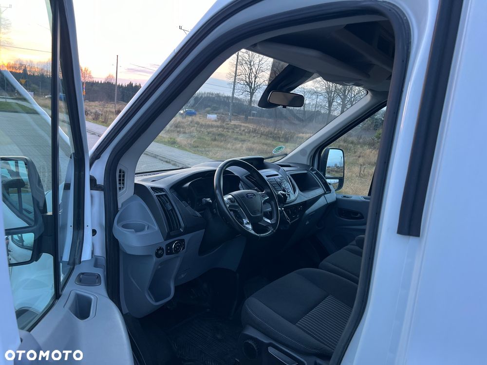 Ford Transit - 21