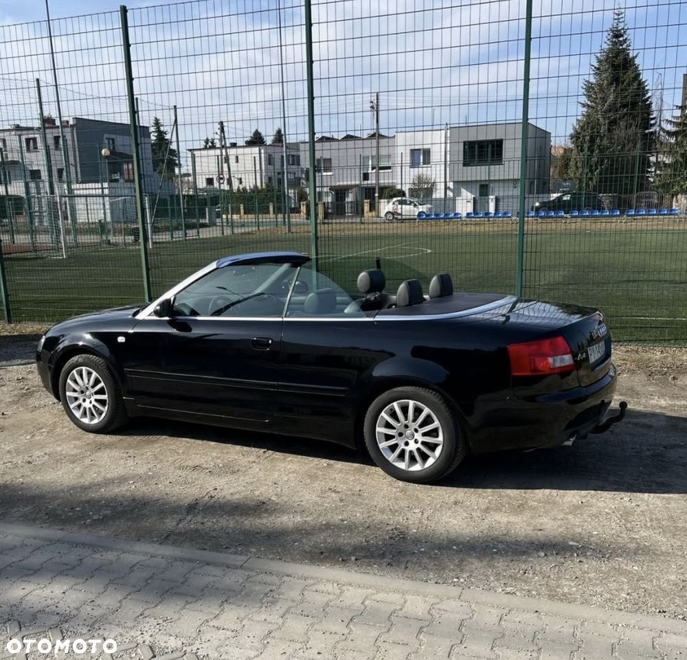 Audi A4 Cabrio 2.4 Multitronic - 5