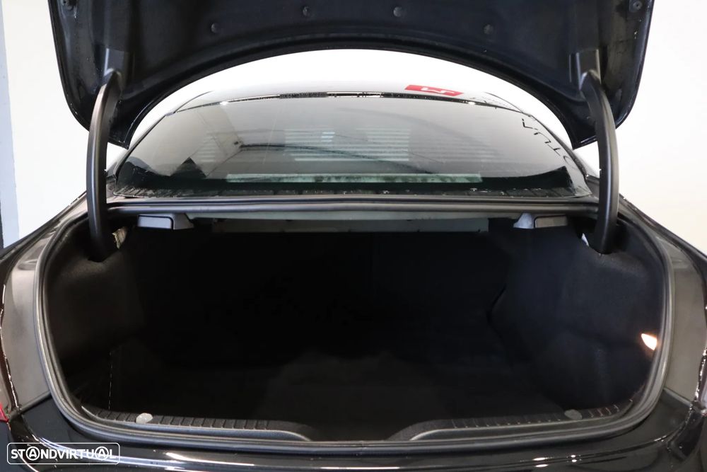 Mercedes-Benz C 250 d 9G-TRONIC AMG Line - 8