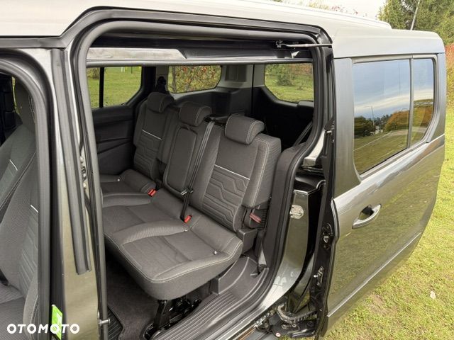 Ford Tourneo Connect Grand - 9