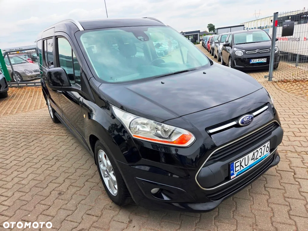 Ford Tourneo Connect Grand - 24