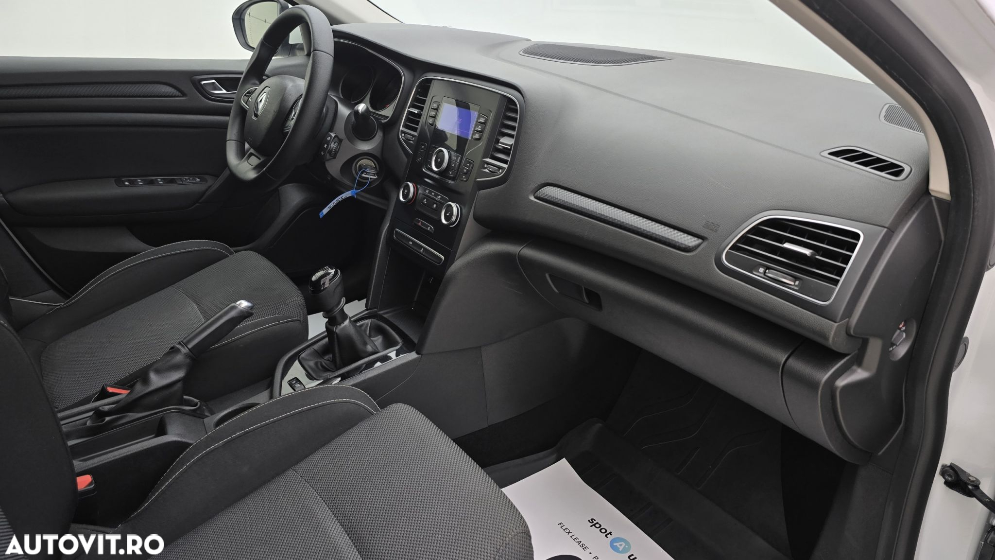 Renault Megane Energy dCi Business - 19