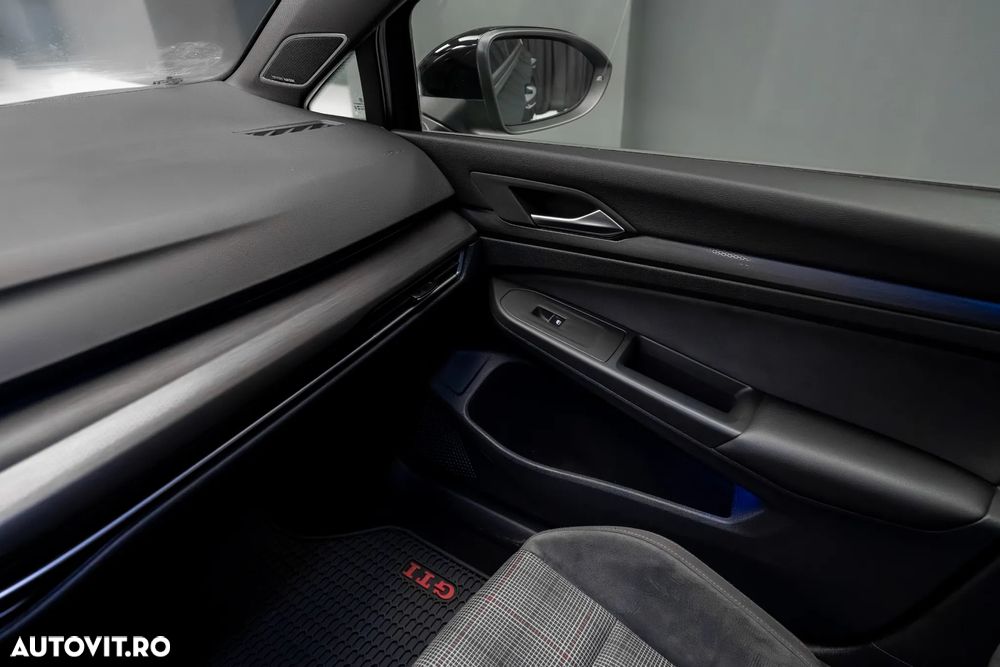 Volkswagen Golf 2.0 TSI DSG GTI - 15