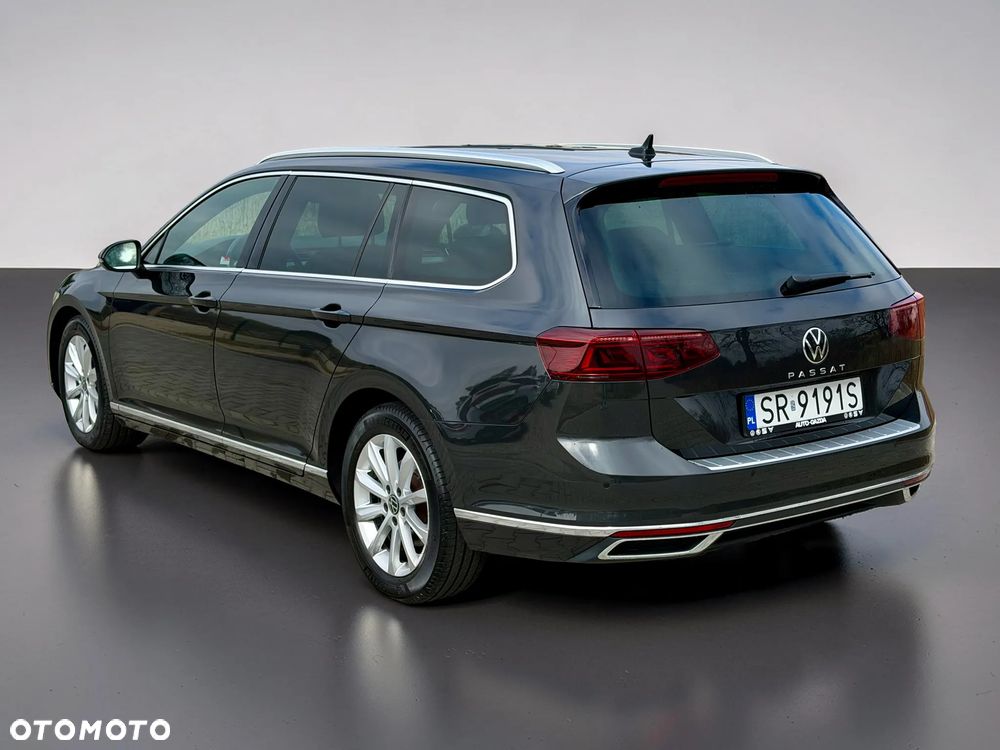 Volkswagen Passat 2.0 TDI EVO Elegance DSG - 5