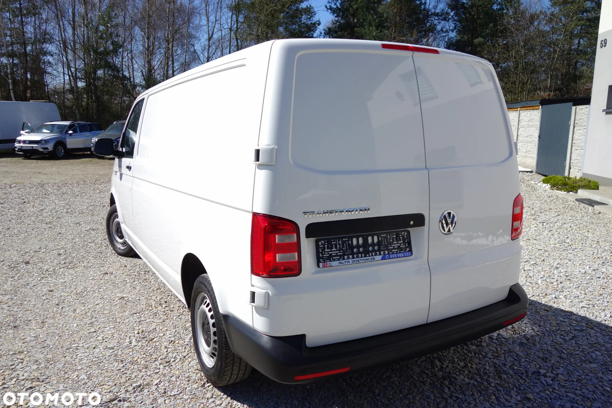 Volkswagen Transporter Long Automat 2.0 TDI 150 KM Klima Webasto - 4