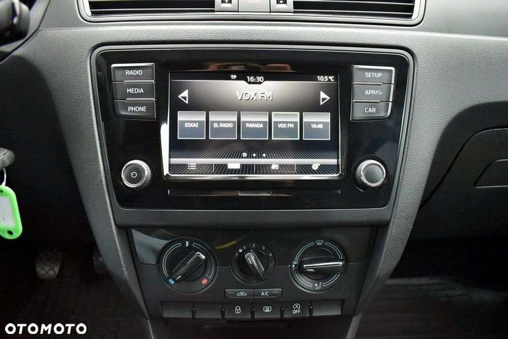 Skoda RAPID 1.0 TSI Active - 19