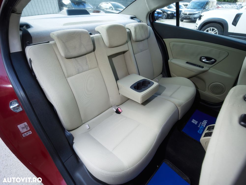 Renault Fluence 1.5dCi Dynamique - 13
