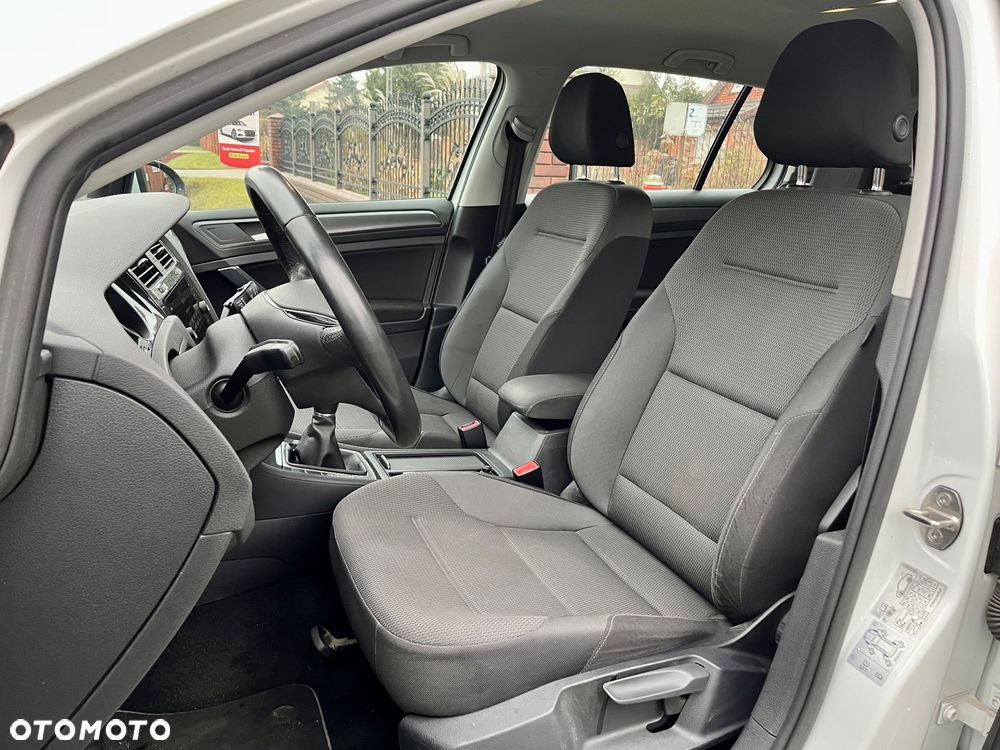 Volkswagen Golf 1.6 TDI (BlueMotion Technology) Comfortline - 12