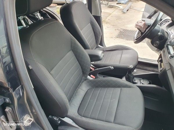 Conjunto De Bancos Skoda Fabia Iii Combi (Nj5) - 7