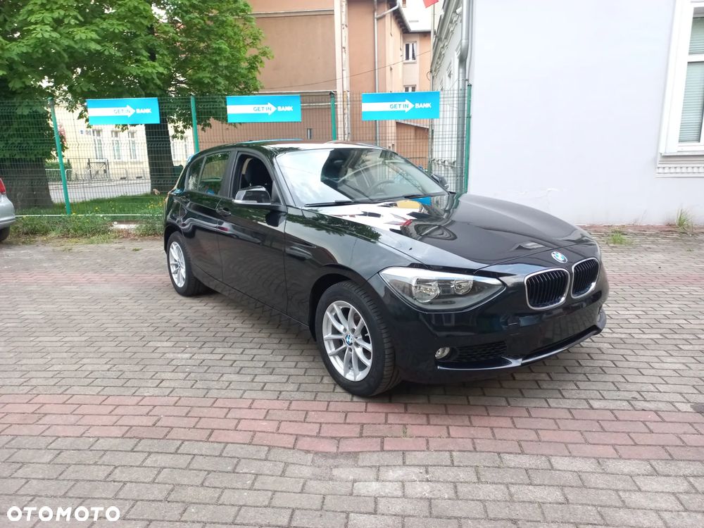 BMW Seria 1 118i - 22