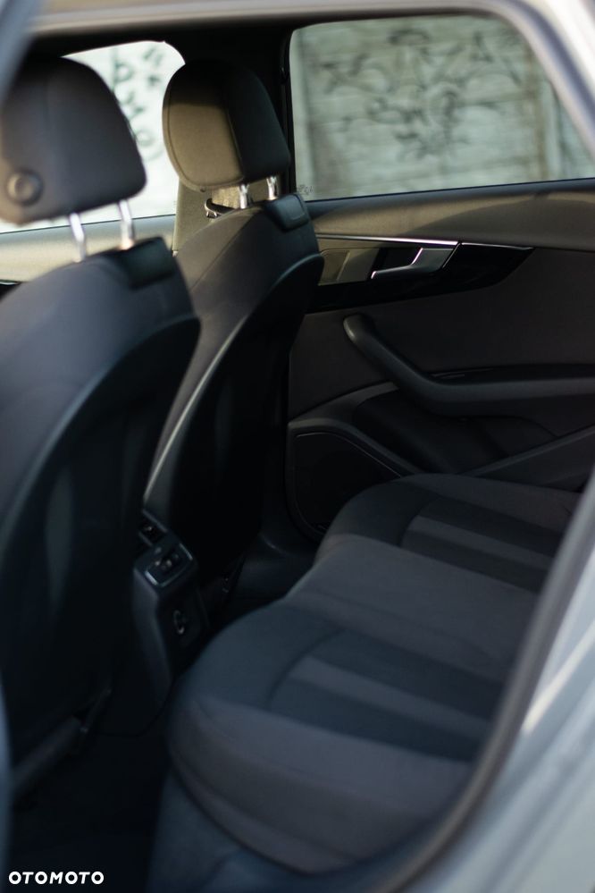 Audi A4 Avant 2.0 TFSI S tronic - 23