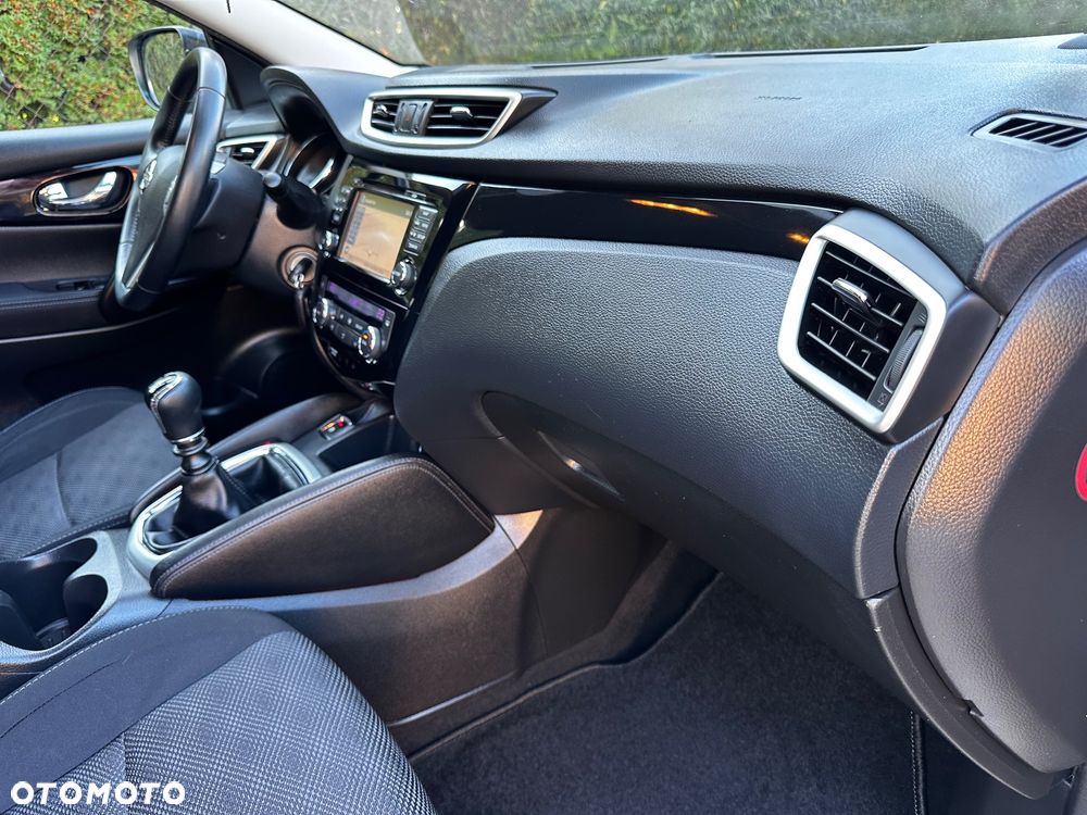 Nissan Qashqai 1.2 DIG-T Acenta EU6 - 31