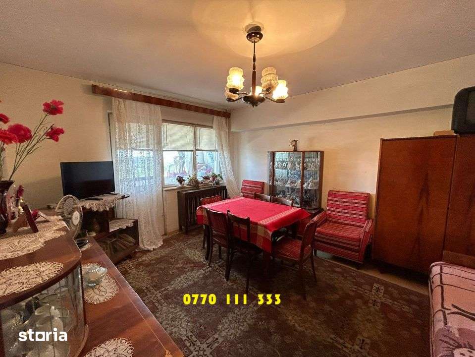Apartament 2 camere confort 1 Calarasilor Viziru, etaj intermediar — fotografia 1