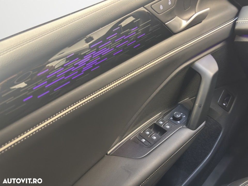 Volkswagen Tiguan 2.0 TDI DSG Elegance - 12