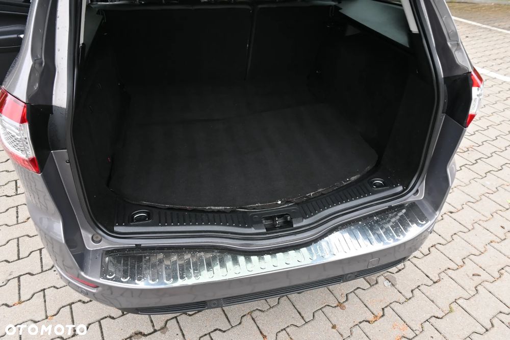 Ford Mondeo 2.0 TDCi Titanium - 23