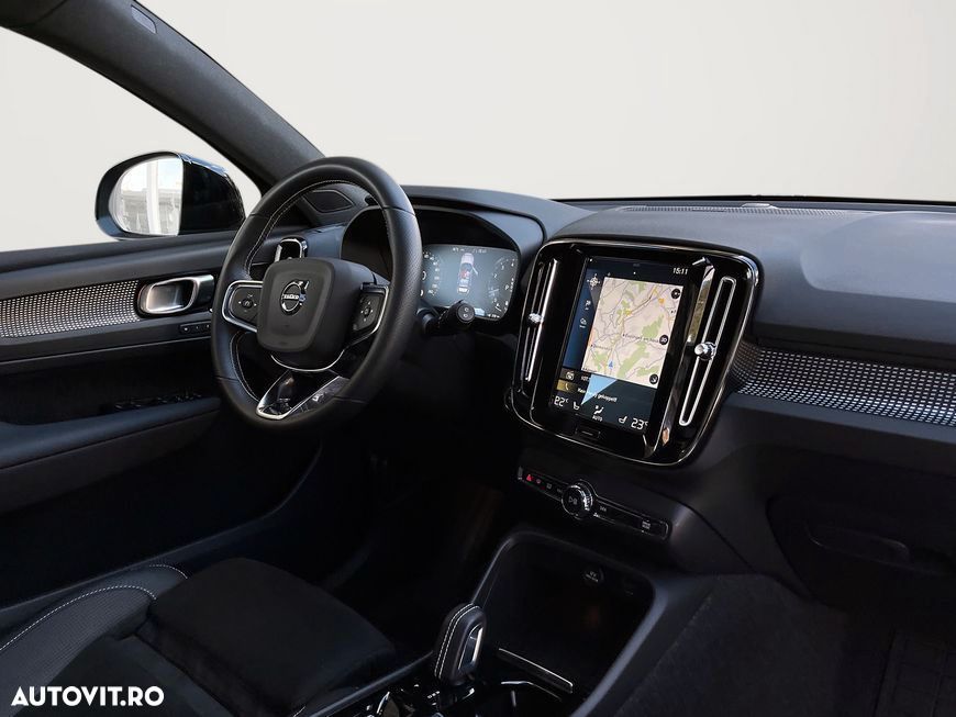 VOLVO XC40 2020 — imagine 19