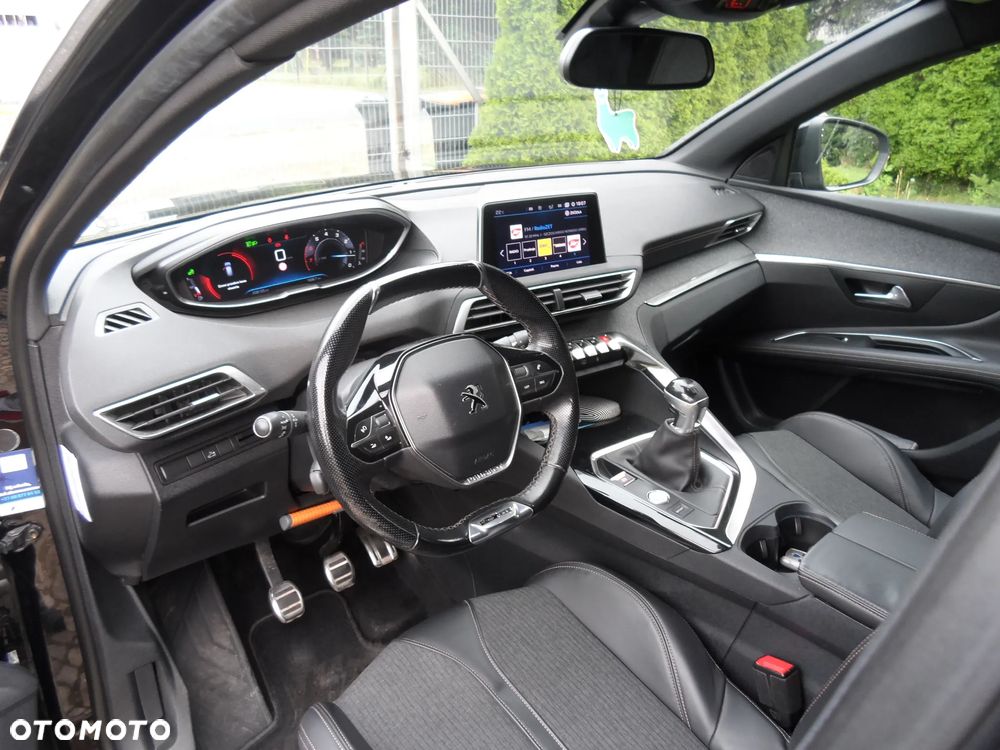 Peugeot 3008 1.2 PureTech GT S&S - 15