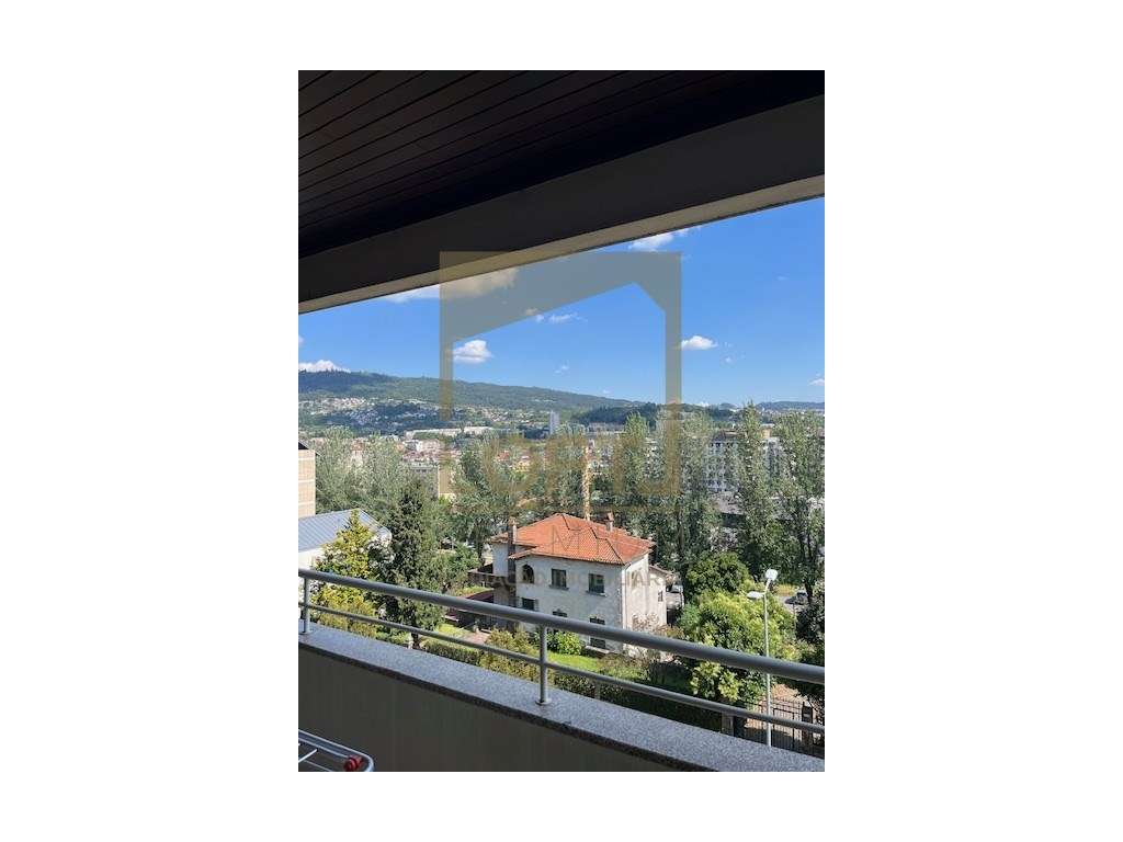 Apartamento T3 Mobilado e Equipado em Creixomil, Guimarães - Grande imagem: 2/36
