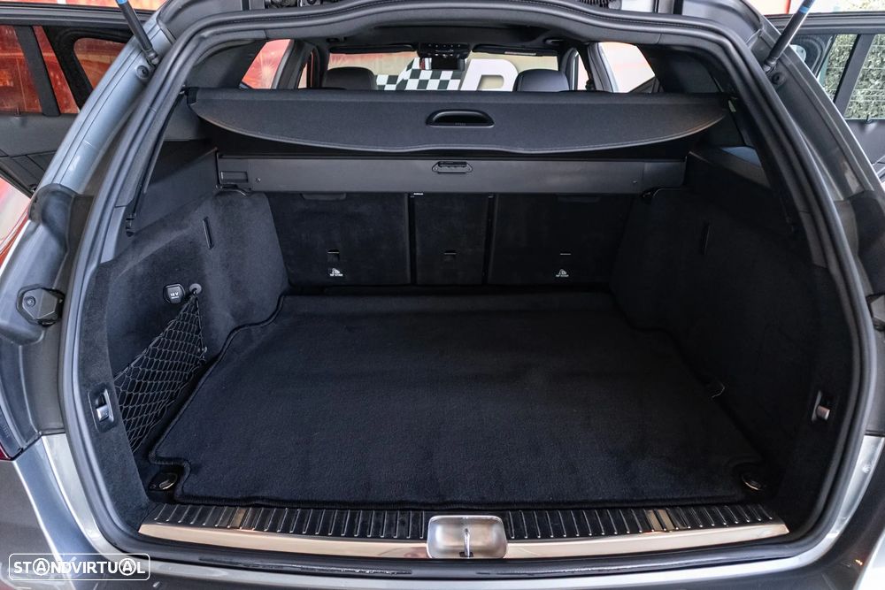 Mercedes-Benz C 220 d AMG Line - 33