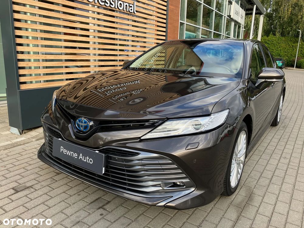 Toyota Camry 2.5 Hybrid Executive CVT
