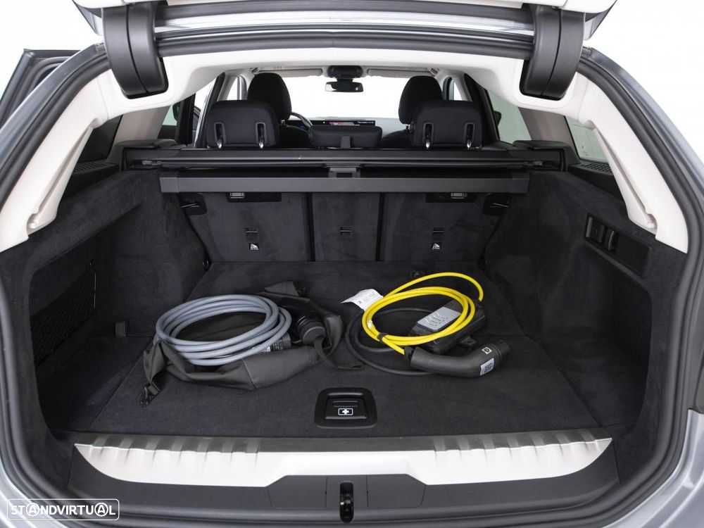 BMW 320 e Auto - 14
