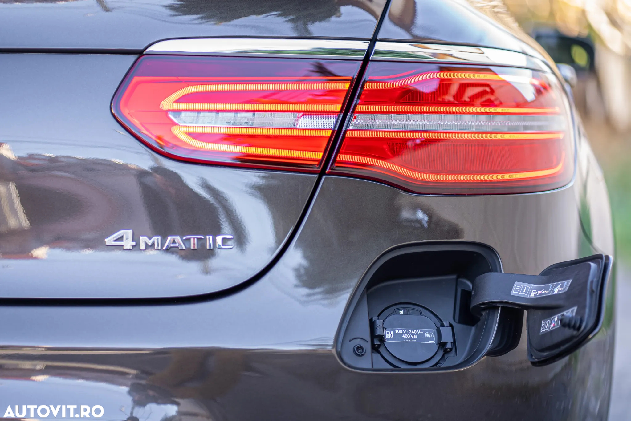 Mercedes-Benz GLC 350 e 4Matic 7G-TRONIC Exclusive - 12