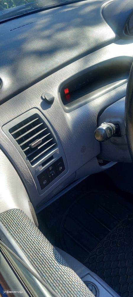 Hyundai Matrix 1.5 CRDi VGT Style - 9