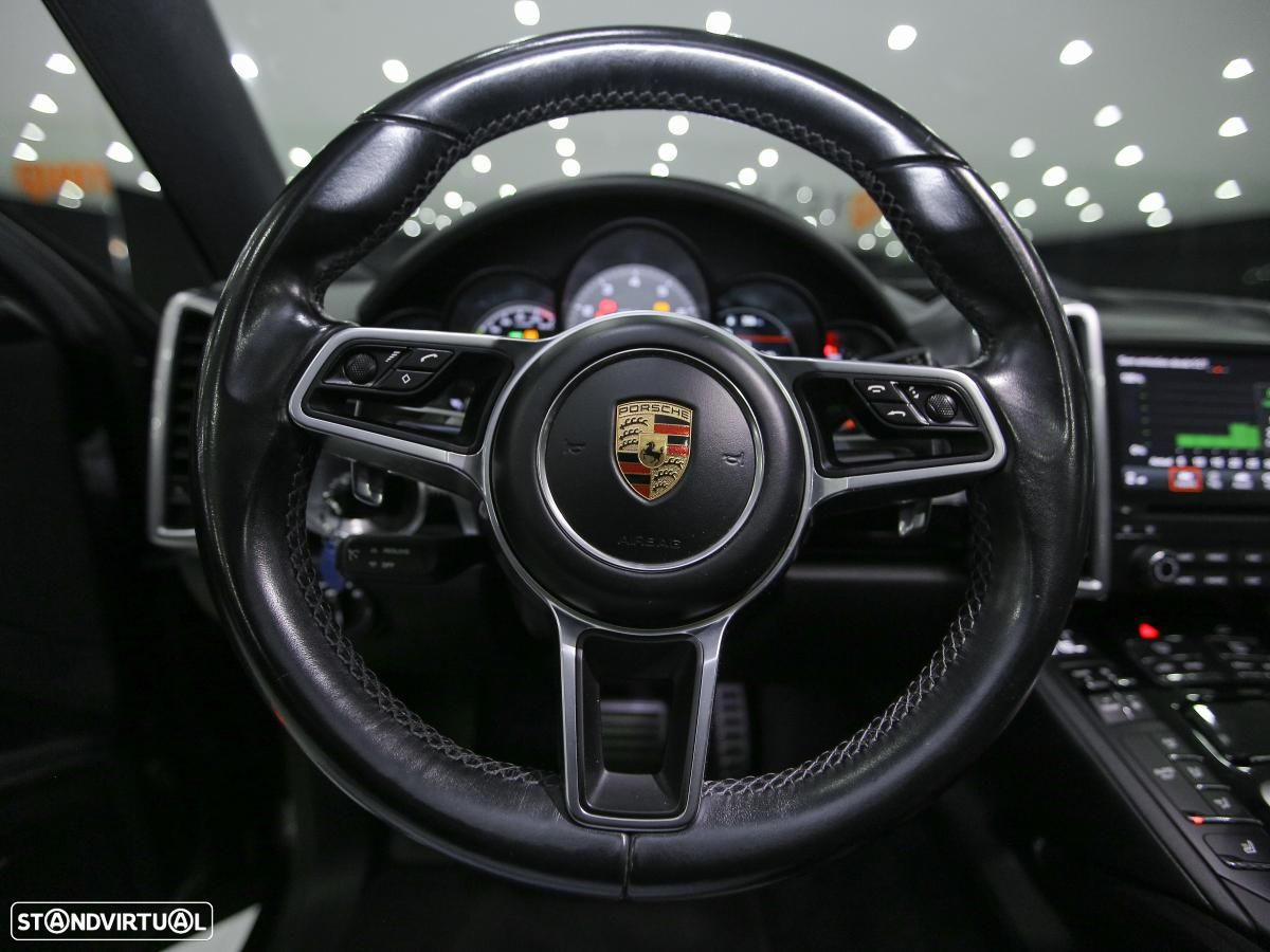 Porsche Cayenne S E-Hybrid Platinum Edition - 21
