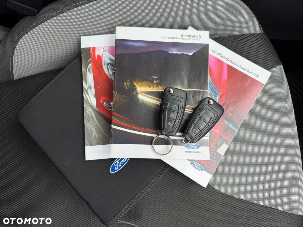 Ford Focus 1.0 EcoBoost Titanium - 8