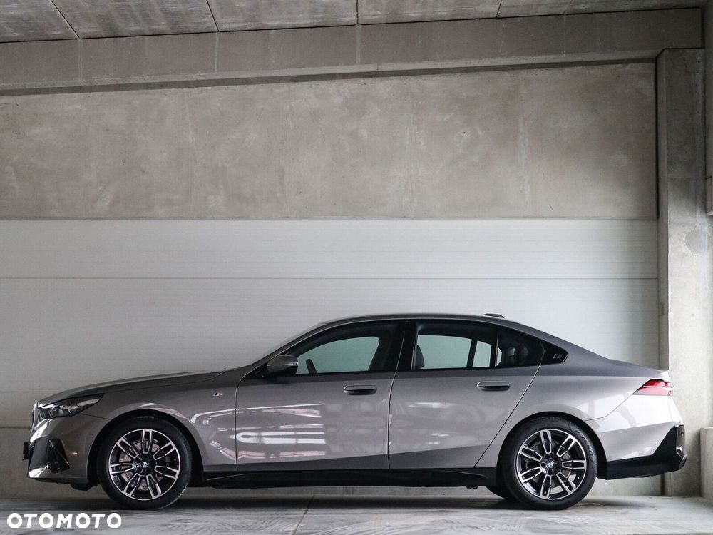 BMW Seria 5 - 8