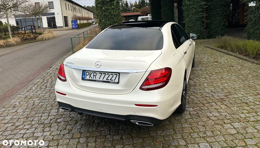 Mercedes-Benz Klasa E 220 d 9G-TRONIC - 10