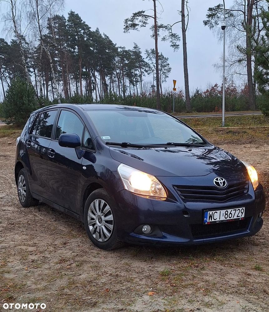 Toyota Verso 2.0 D-4D Luna - 1