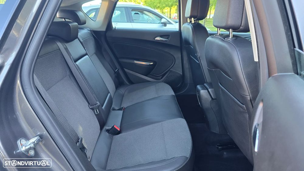 Opel Astra 1.7 CDTI Cosmo - 43