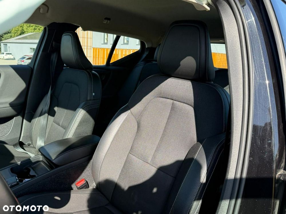 Volvo XC 40 D3 Momentum - 26