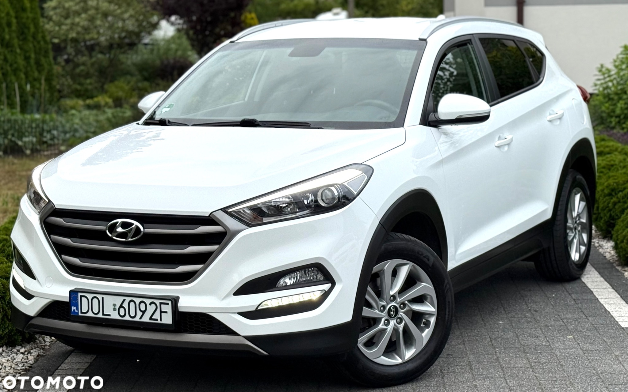 Hyundai Tucson blue 1.6 GDi 2WD Navi - 34