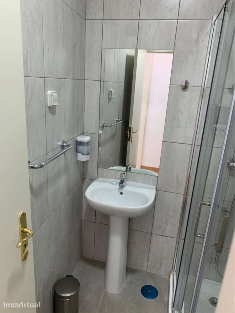 Apartamento com 4 quartos - localizado em Mouraria Lisbon - Grande imagem: 3/25