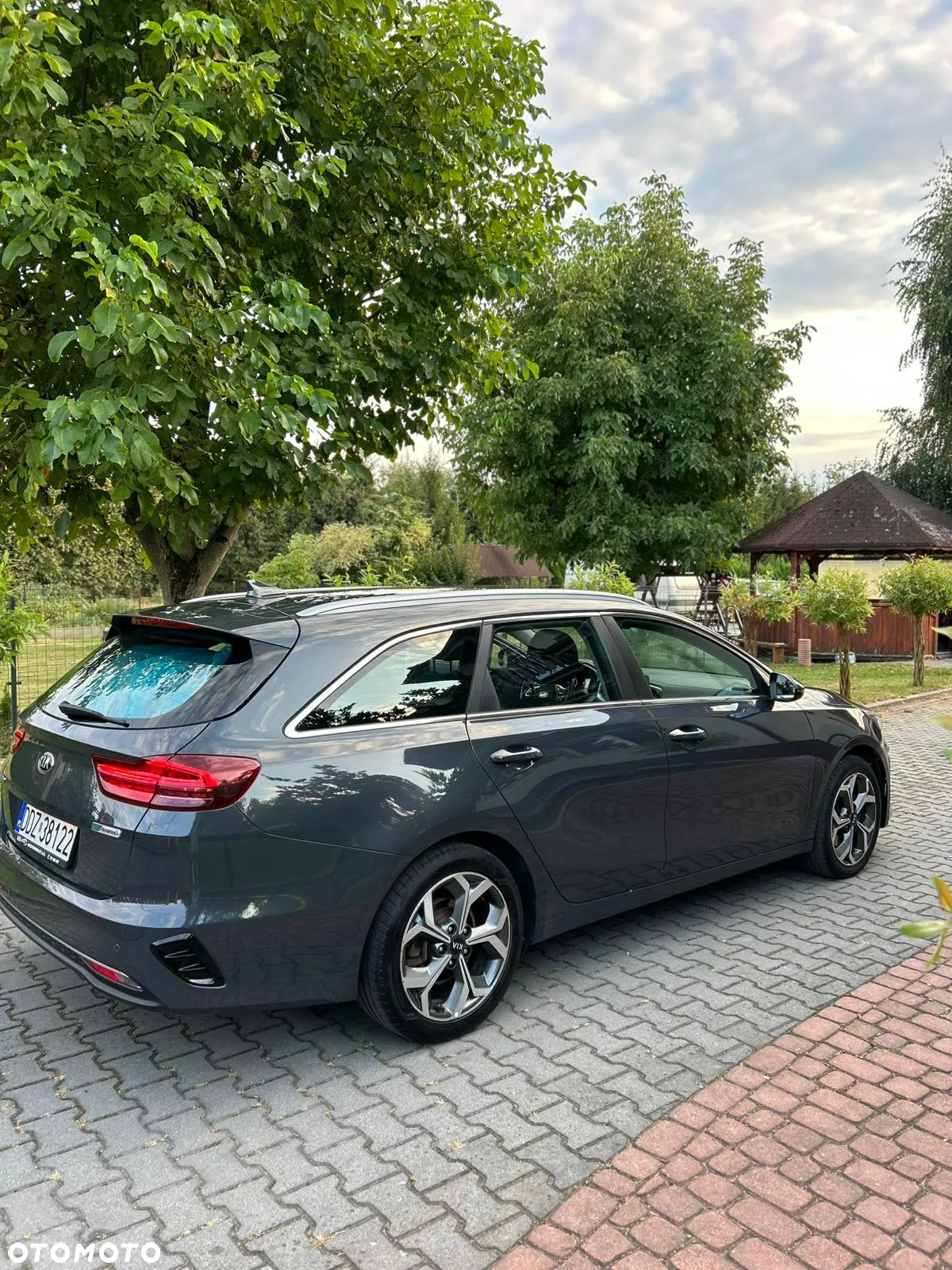 Kia Ceed 1.6 CRDi SCR L Business Line Plus DCT - 13