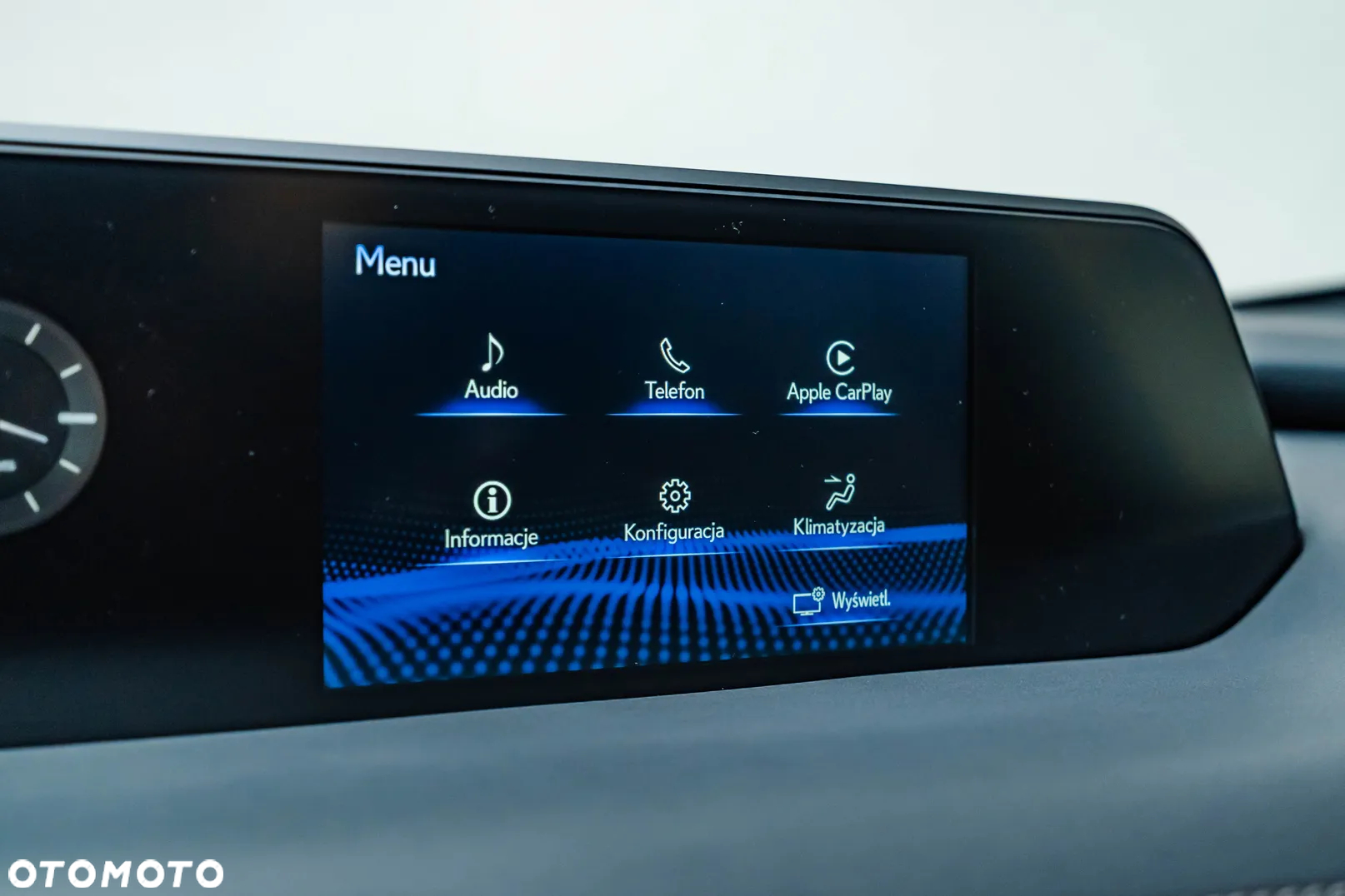 Lexus UX - 34