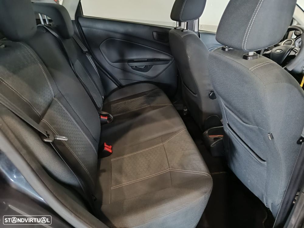 Ford Fiesta 1.6 TDCI ECOnetic - 20