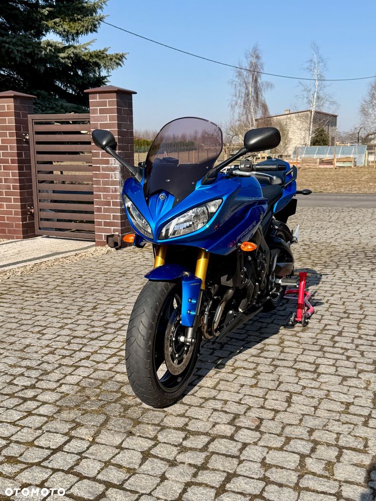Yamaha FZ8 - 21