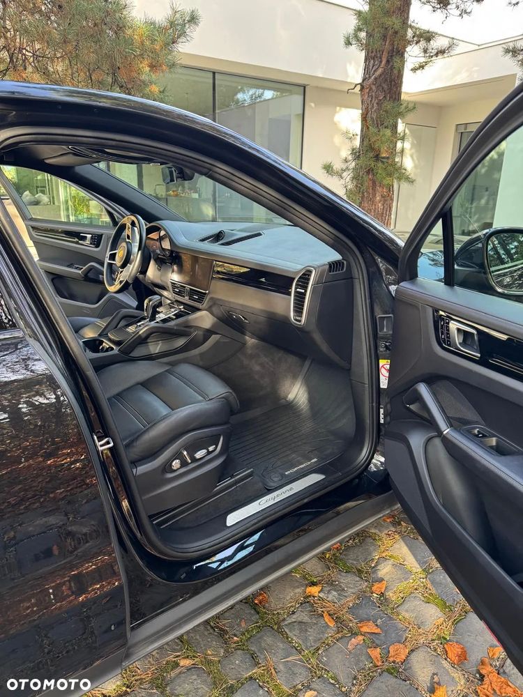 Porsche Cayenne - 9